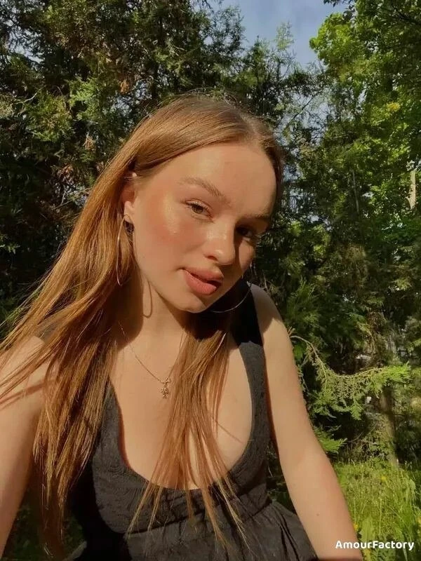 Violetta Profile image 3