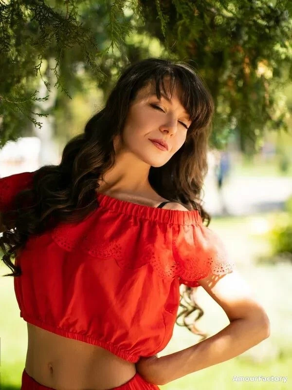 Olha Profile image 2