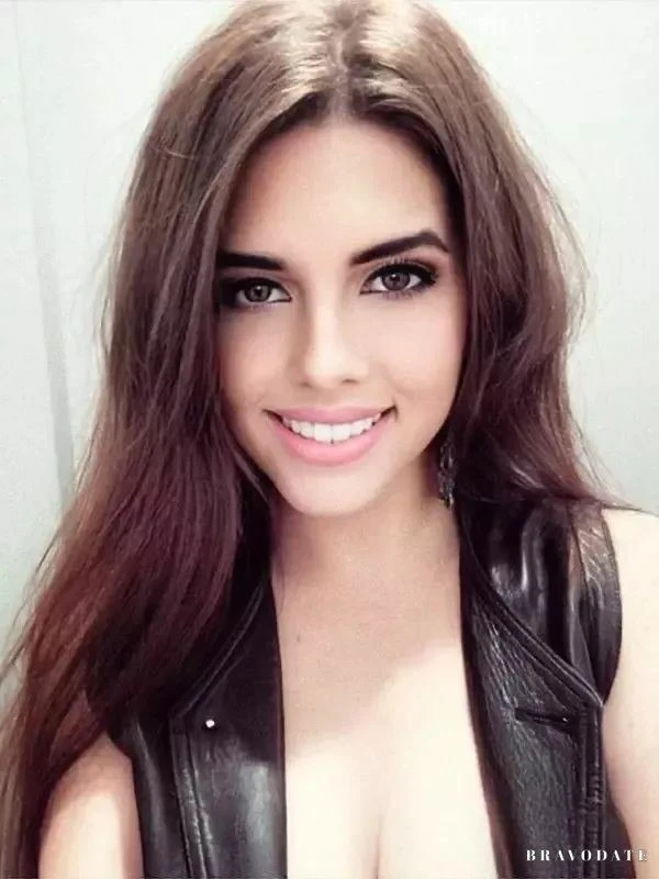Valentina Profile image 4