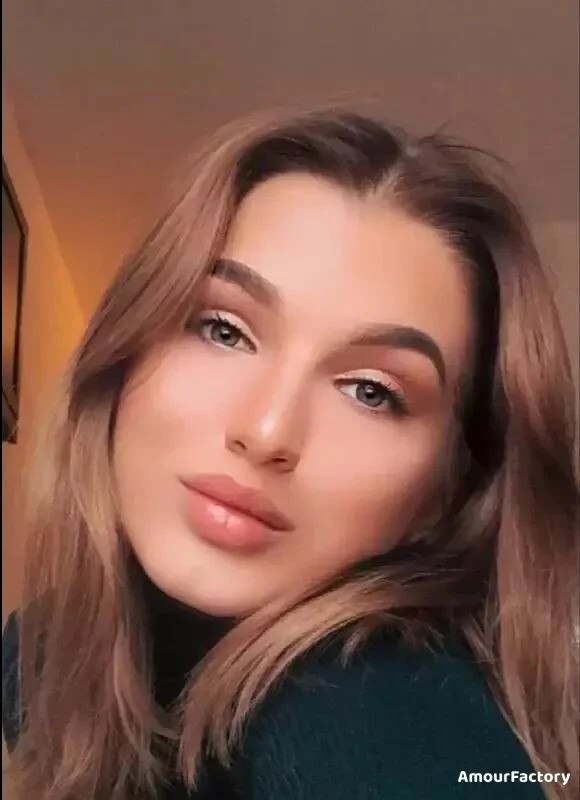Valeriia Profile image 1